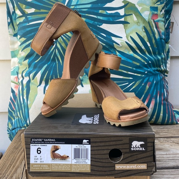 Sorel Shoes - SOREL Joanie wedge sandal. Size 6 US, 23cm tan